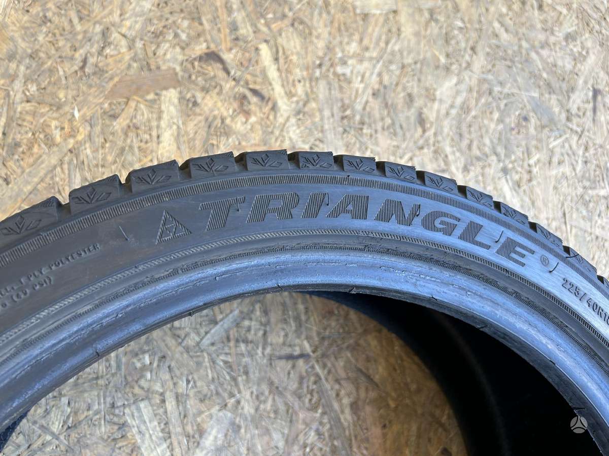 Triangle SnowLink TWT02, зимние 225/40 R18