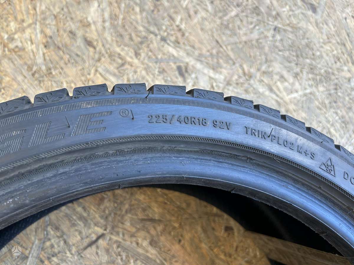 Triangle SnowLink TWT02, зимние 225/40 R18
