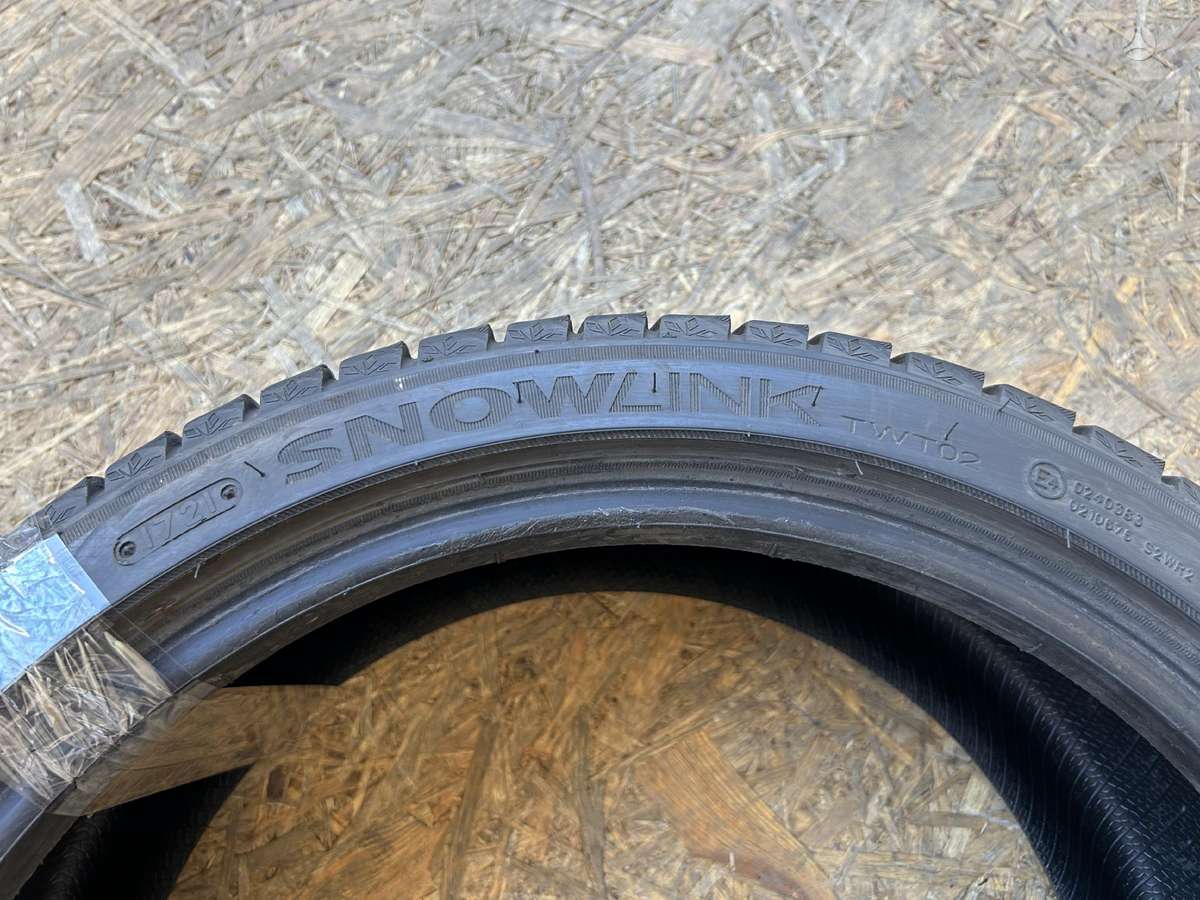Triangle SnowLink TWT02, зимние 225/40 R18