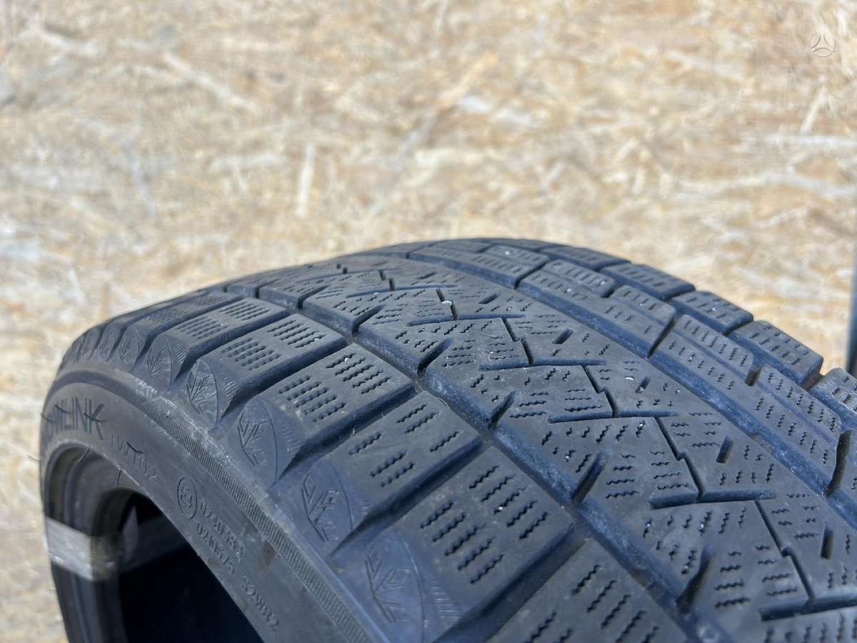 Triangle SnowLink TWT02, winter 225/40 R18