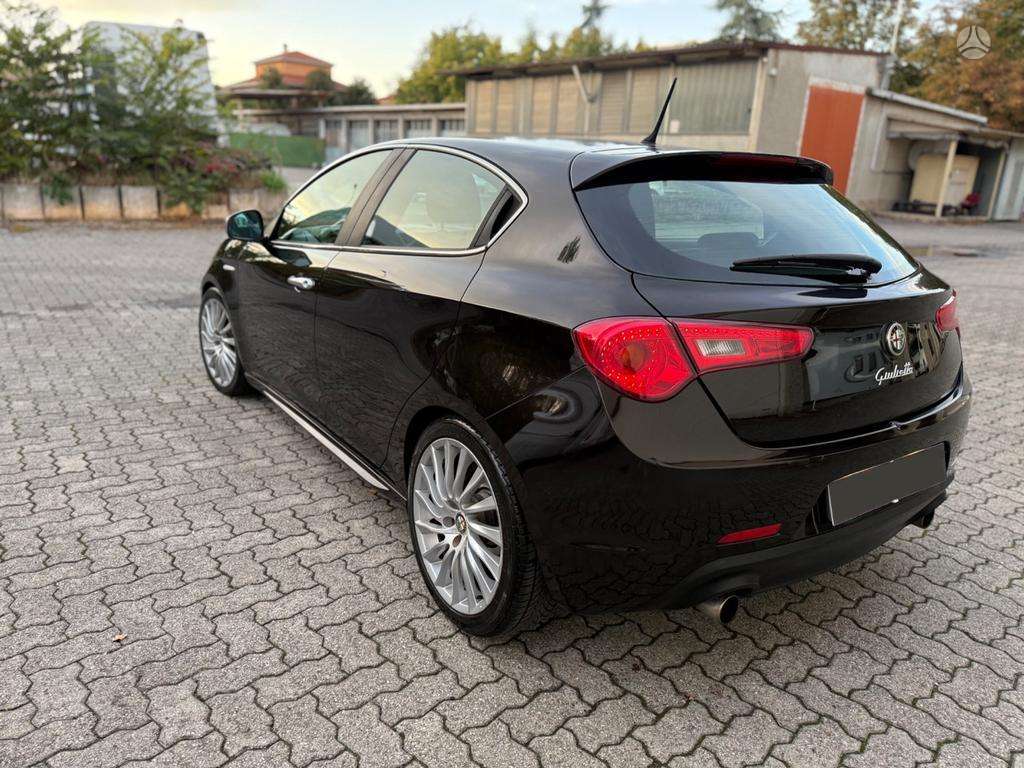 Alfa Romeo Giulietta