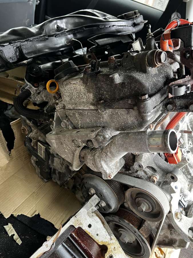 Lexus RX 450h детали двигателя