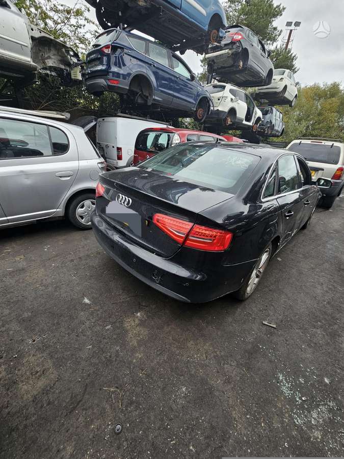 Audi A4 Variklis deze gera yra video kaip dirba