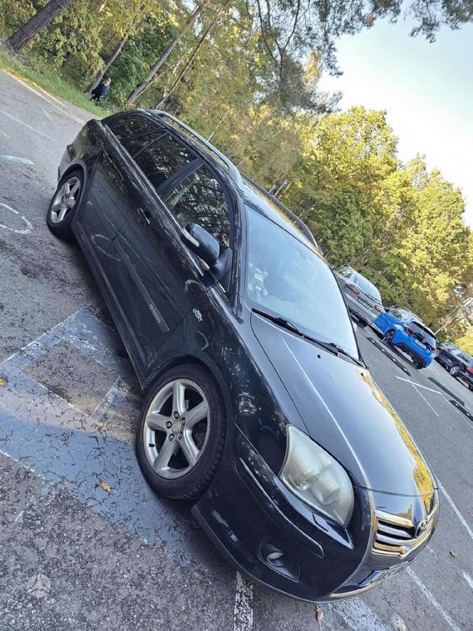 Toyota Avensis, 2.2 l., Универсал