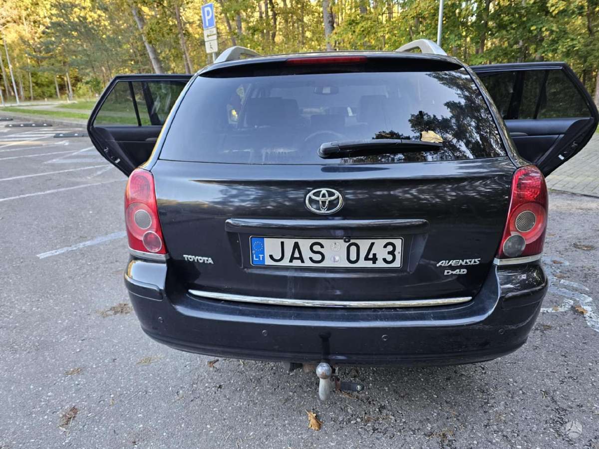 Toyota Avensis, 2.2 l., Универсал