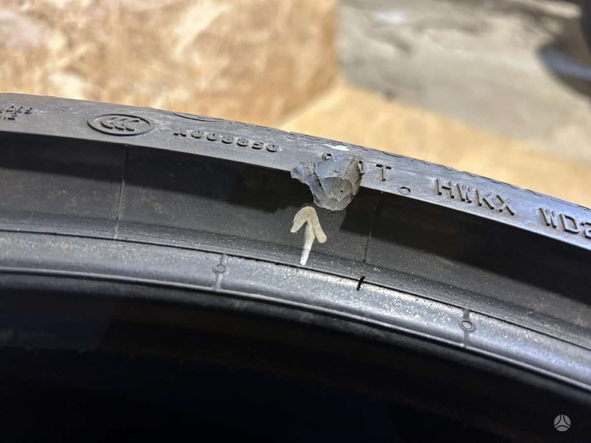 Continental ProContact RX, universalios 305/30 R21