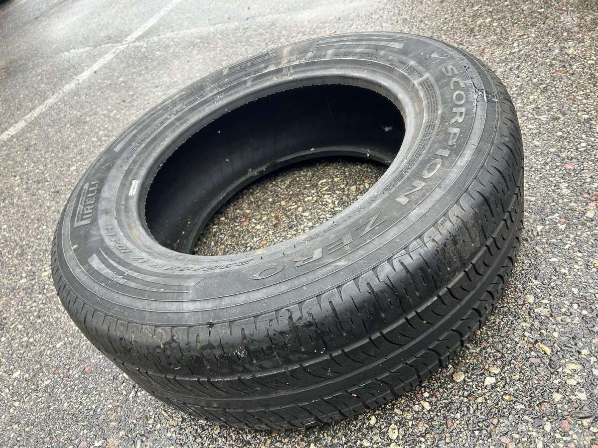 Pirelli Scorpion Zero, summer 235/65 R17