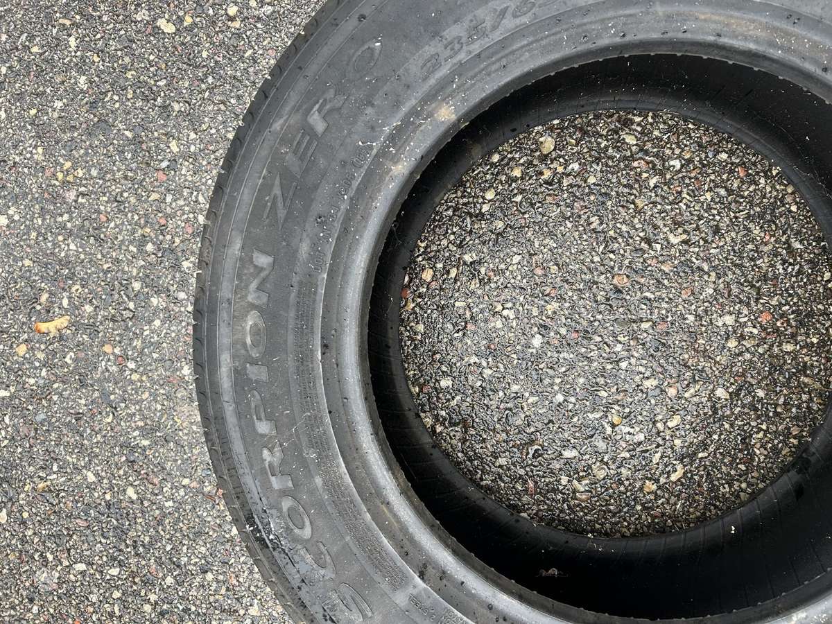 Pirelli Scorpion Zero, summer 235/65 R17