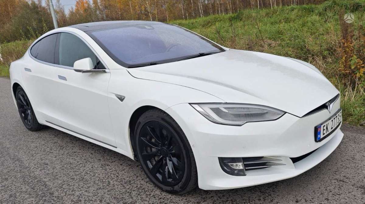 Tesla Model S, 90 kWh, hatchback
