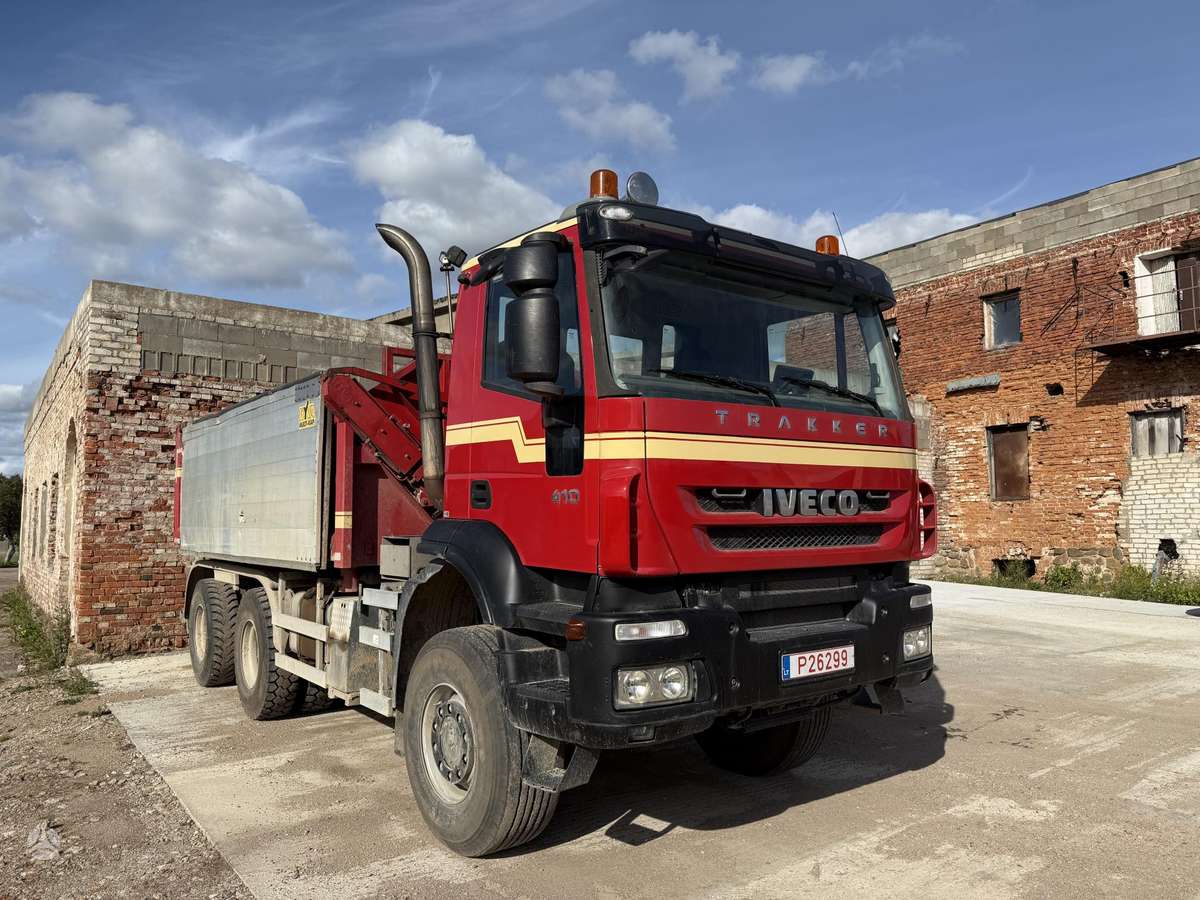 Iveco Trakker, savivarčiai