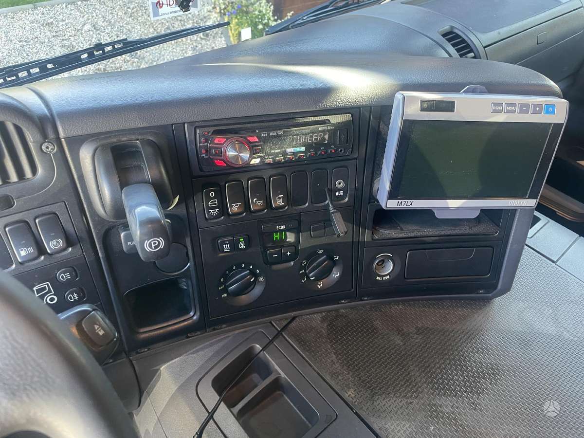 Scania R320 + Freezer 2 Zone + Lift, рефрижераторы