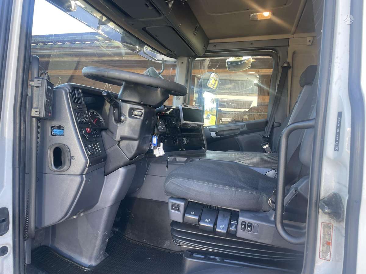 Scania R320 + Freezer 2 Zone + Lift, рефрижераторы
