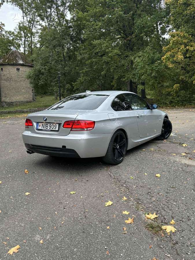 BMW 325, 2.5 l., coupe