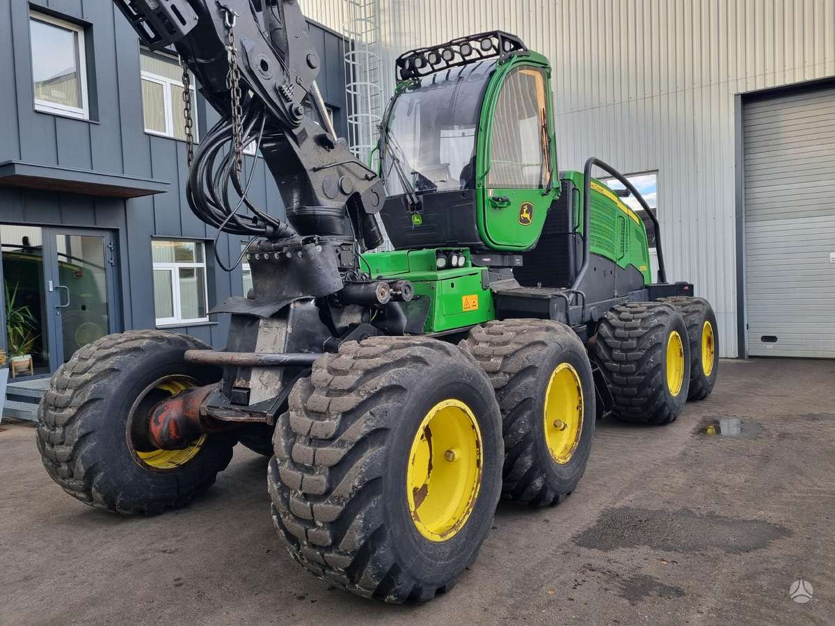 John Deere 1270E, medkirtės