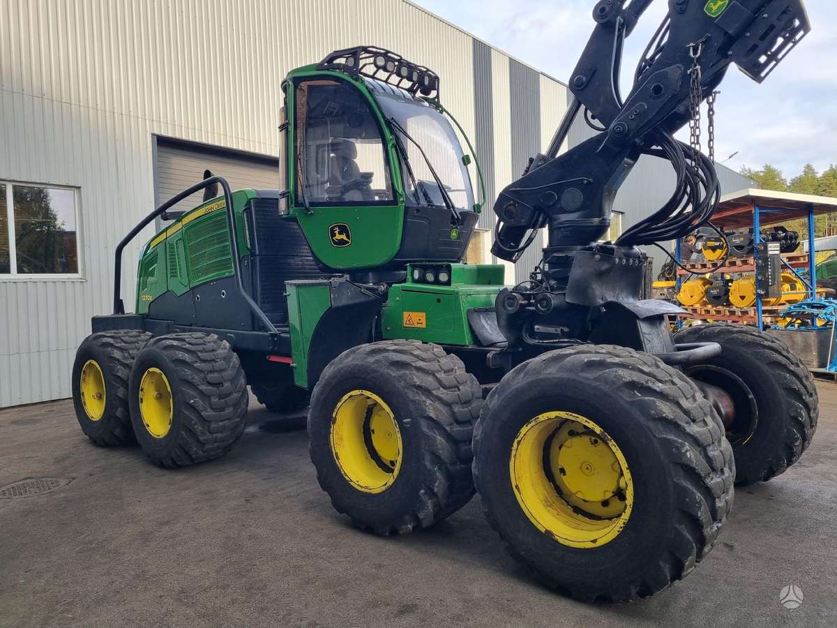 John Deere 1270E, харвестеры