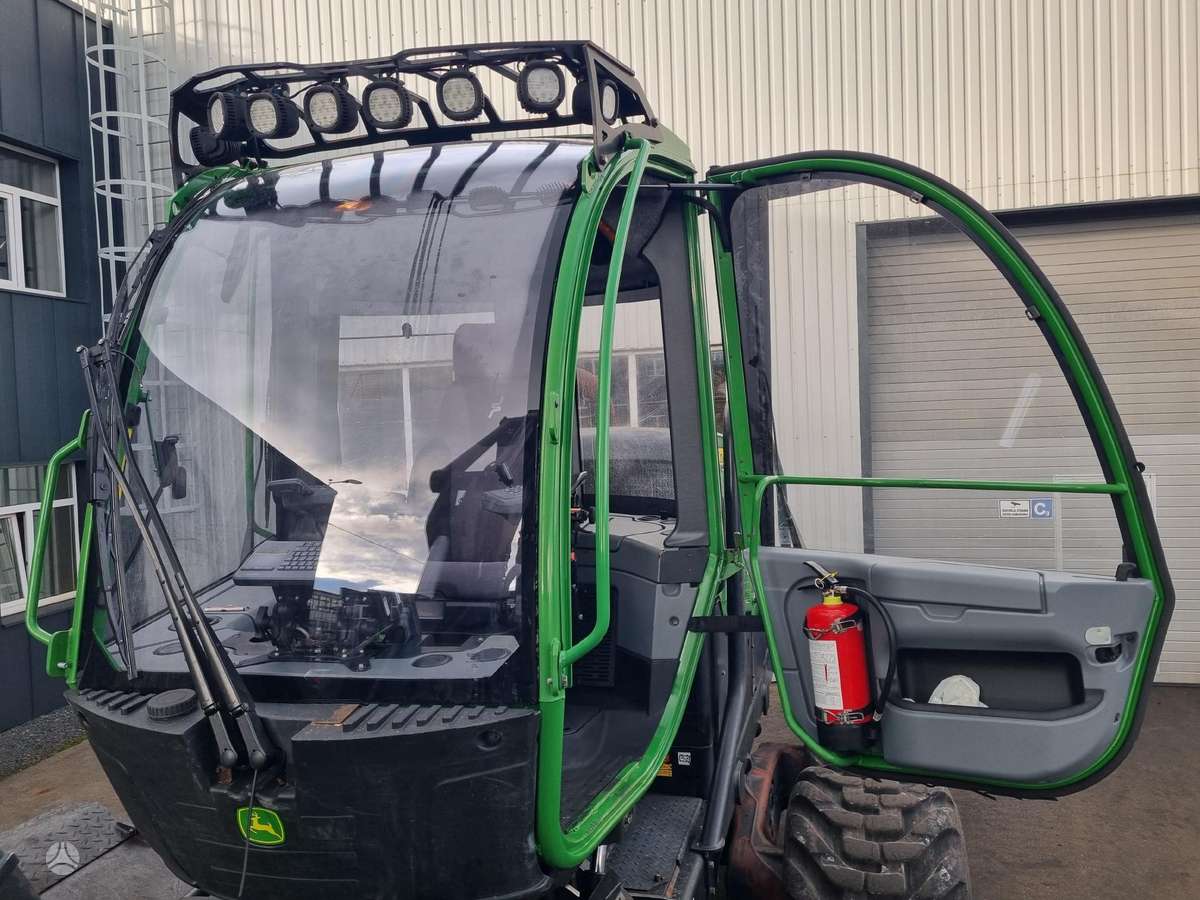 John Deere 1270E, харвестеры