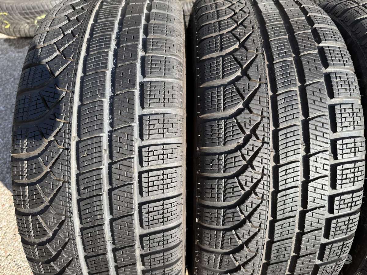 Pirelli PZero winter, winter 245/40 R19