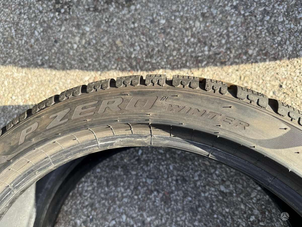 Pirelli PZero winter, winter 245/40 R19
