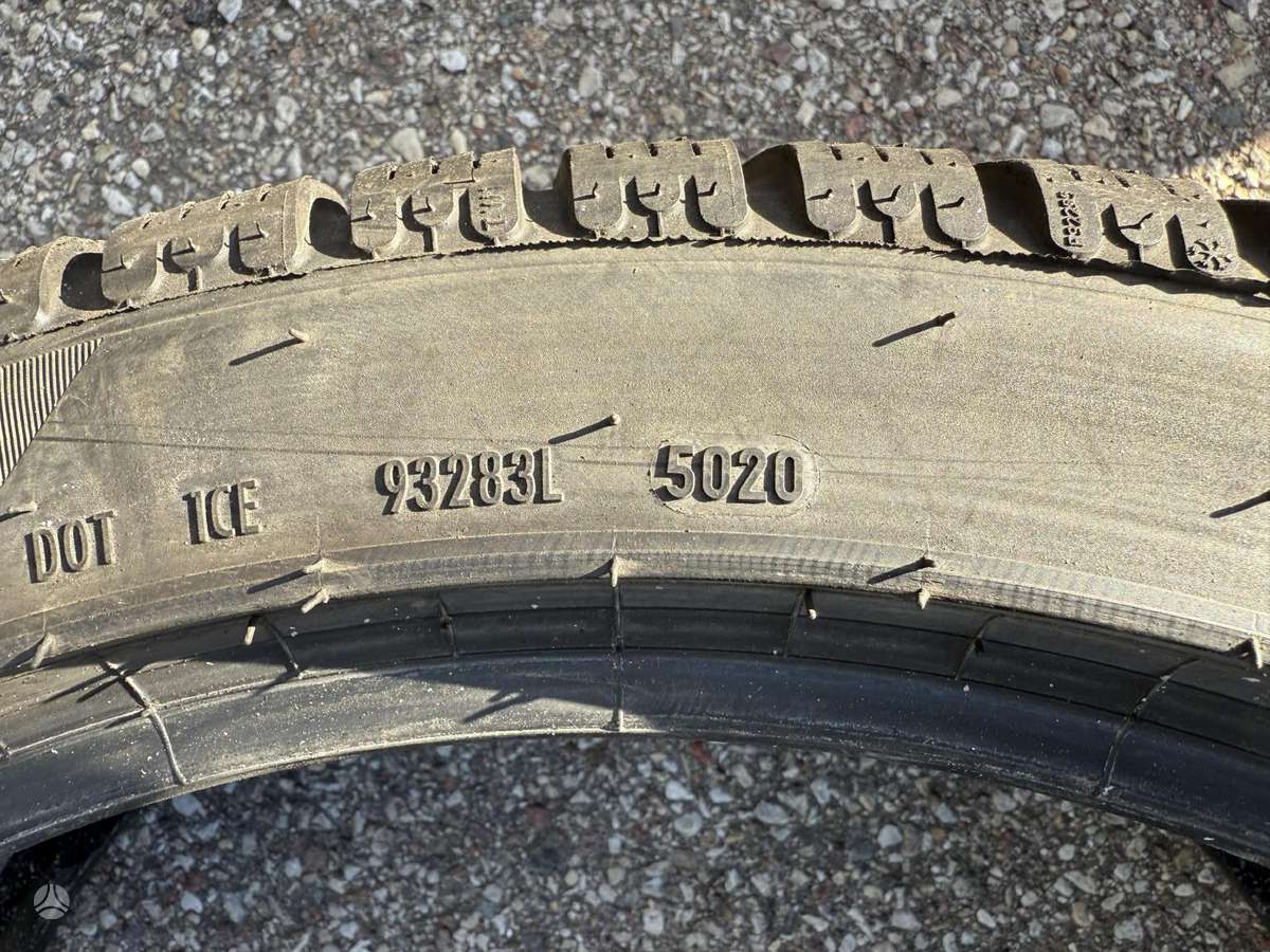 Pirelli PZero winter, зимние 245/40 R19