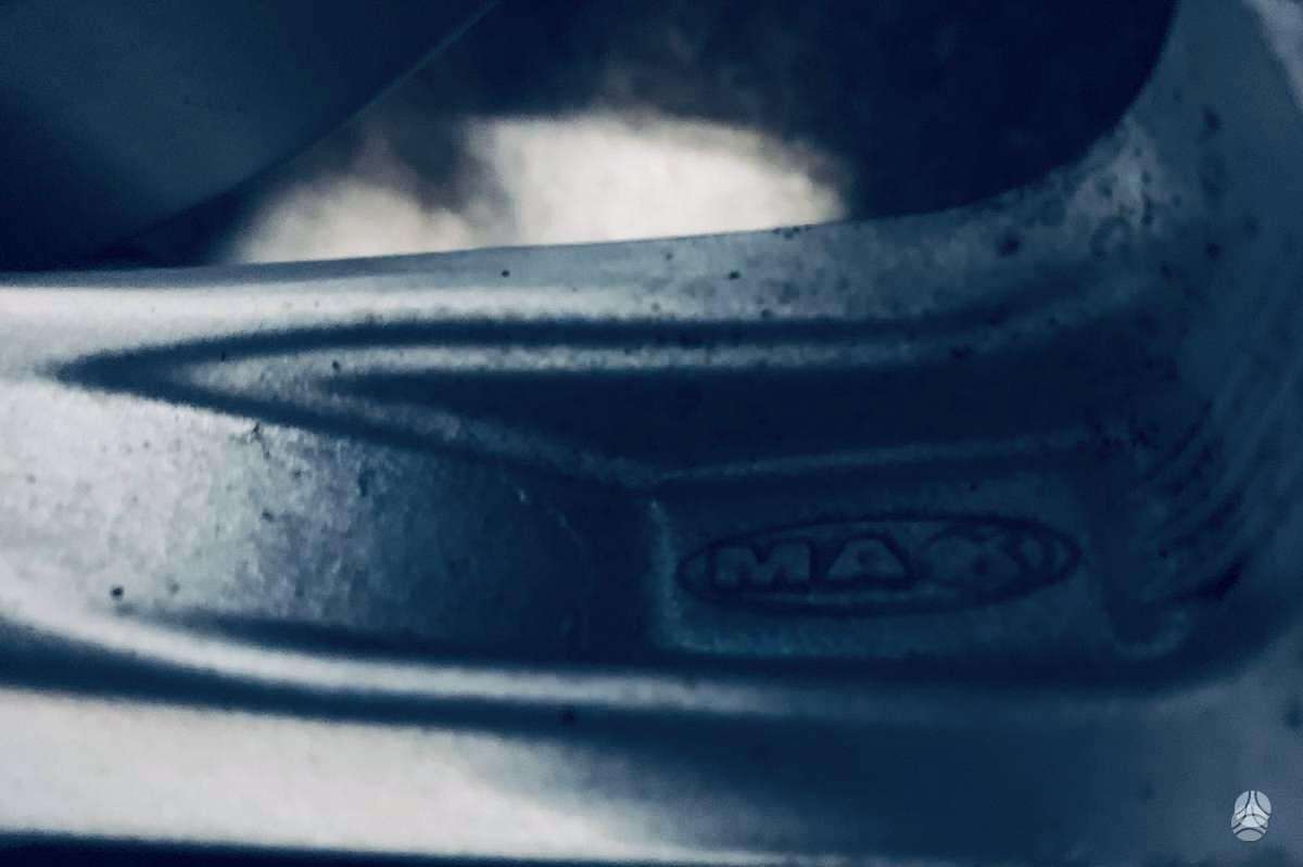 Volvo XC 2023m M+S KOMPL.❄️❄️❄️, light alloy, R18