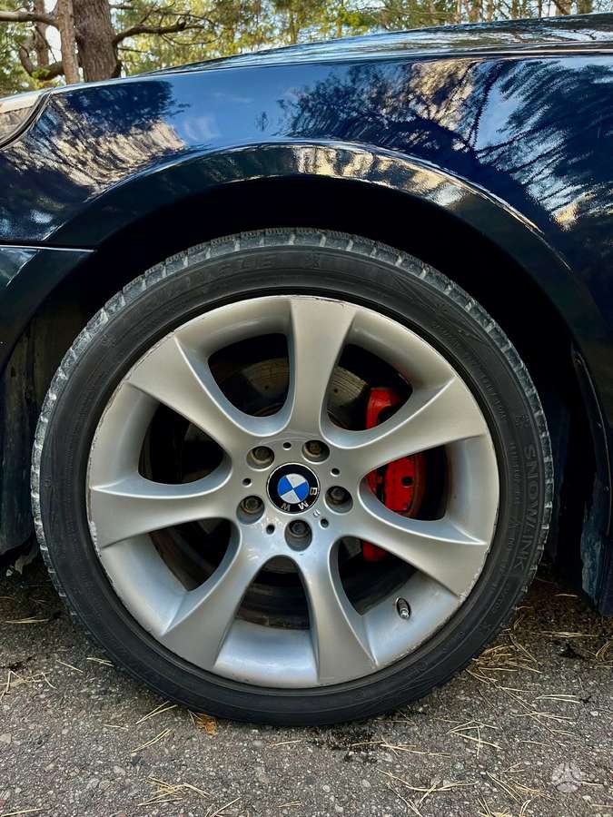 BMW 520, 2.0 l., Седан