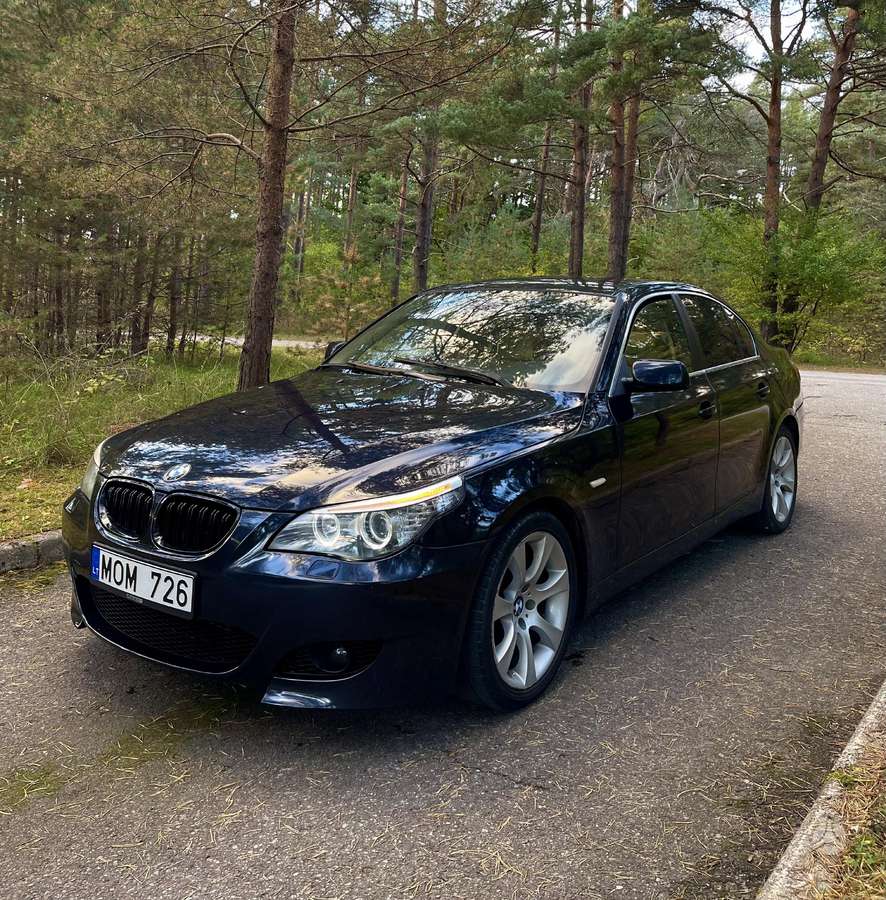 BMW 520, 2.0 l., Седан