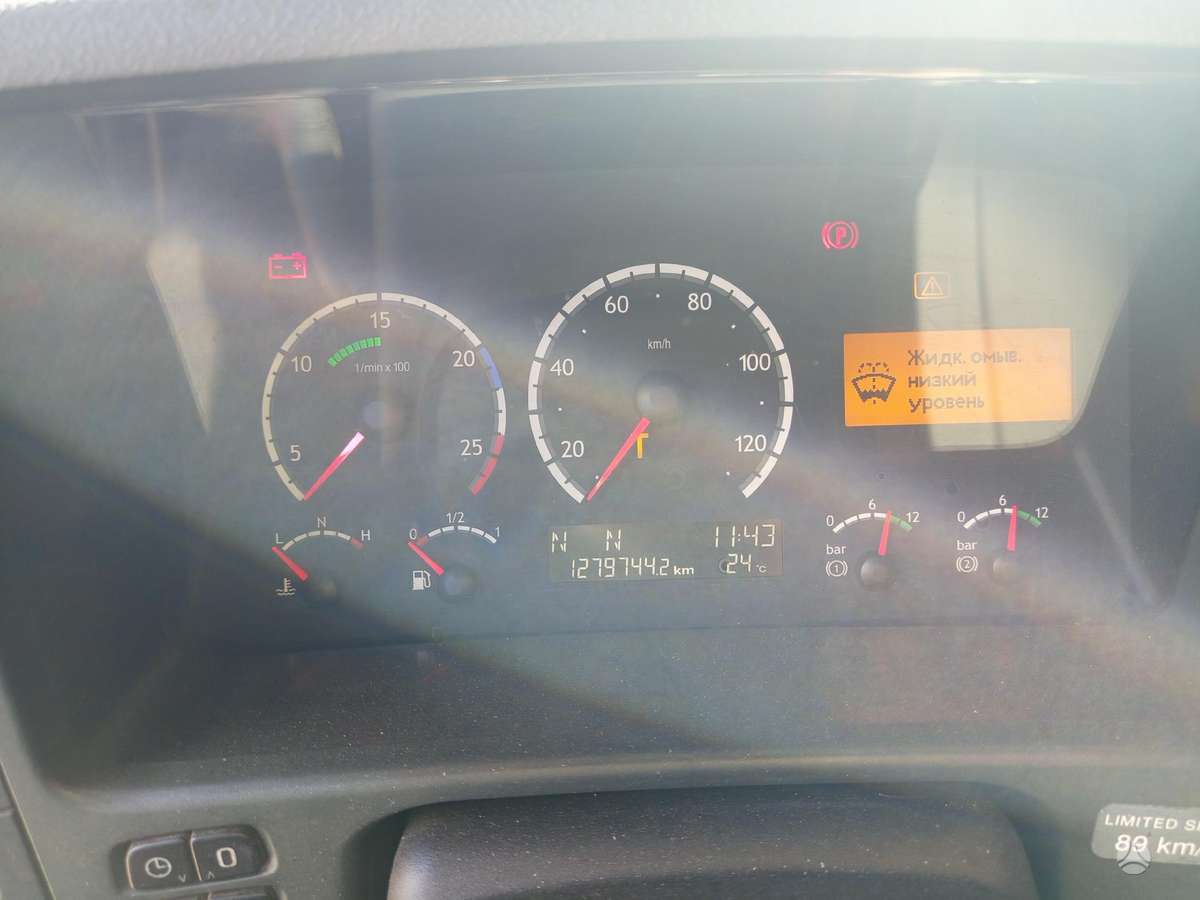 Scania 420, 2 спальных места