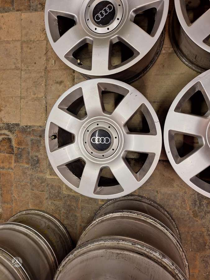 Audi, light alloy, R17