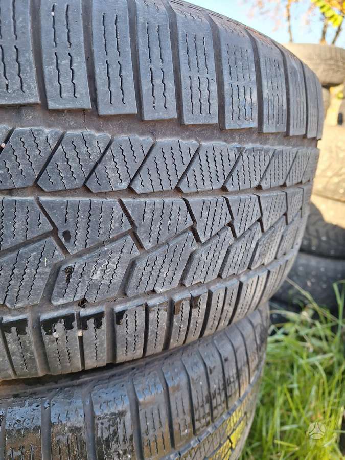Continental, зимние 255/55 R18