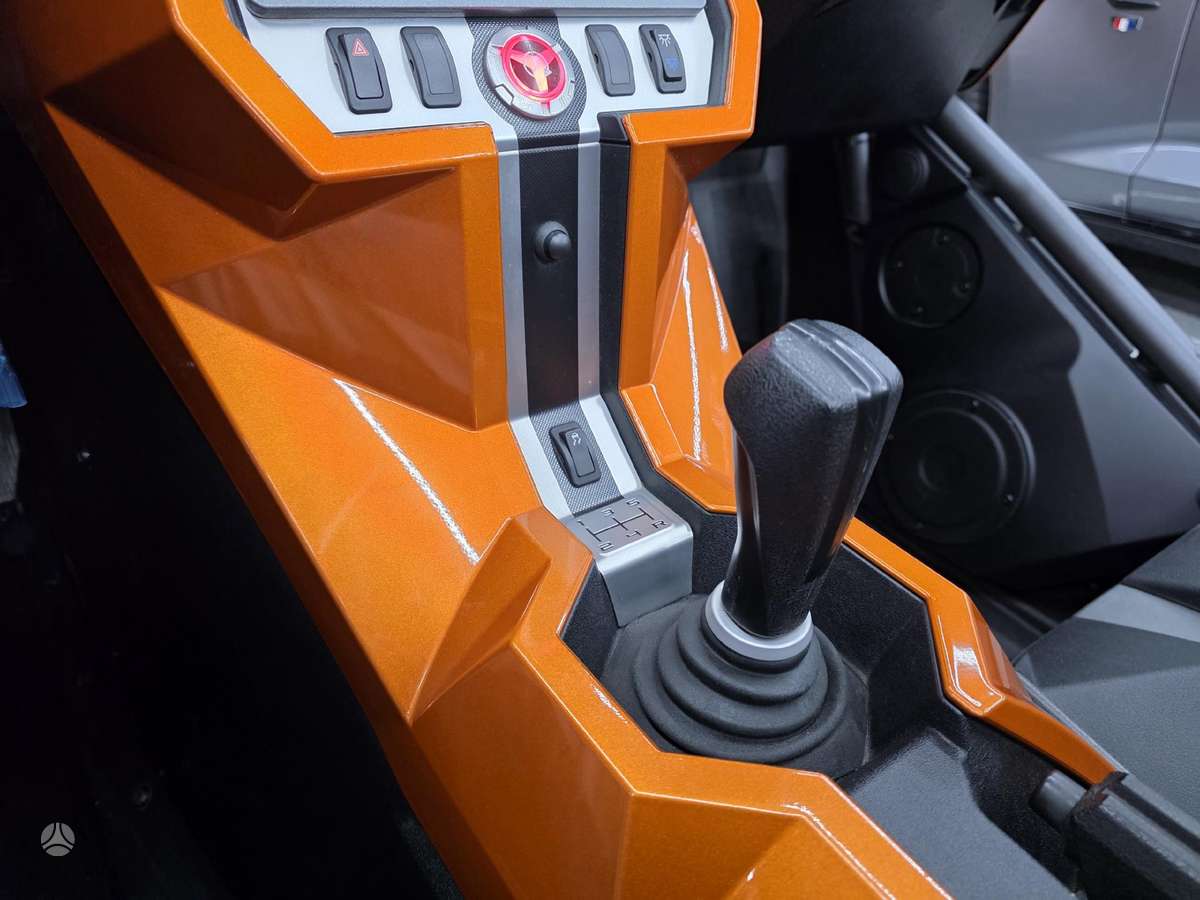 Polaris -kita- 2384cc, trikes