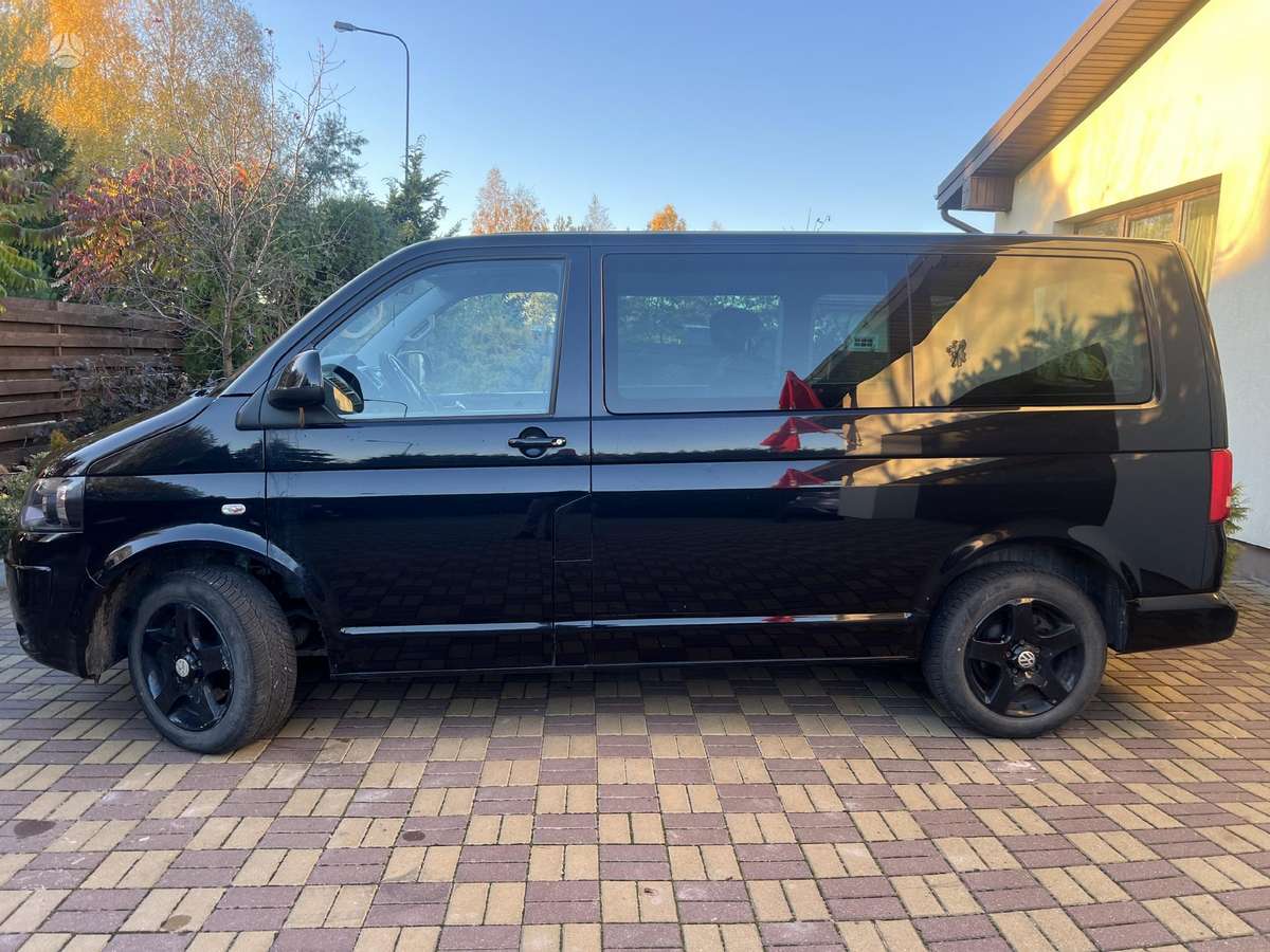 Volkswagen Multivan - 7