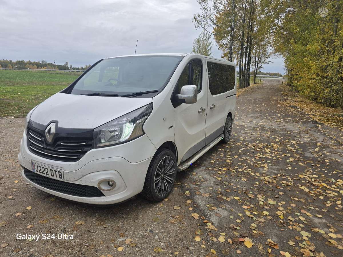 Renault TRAFIC, passenger vans