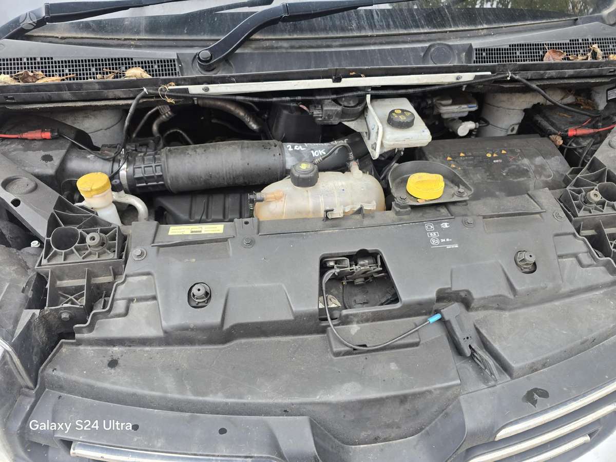 Renault TRAFIC, пассажирские микроавтобусы