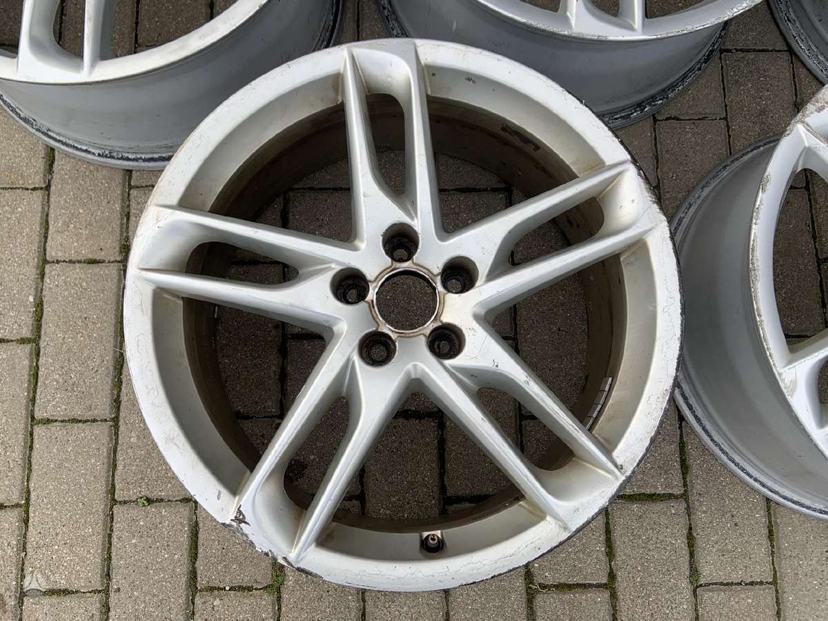 Audi 8R0601025BN, light alloy, R19