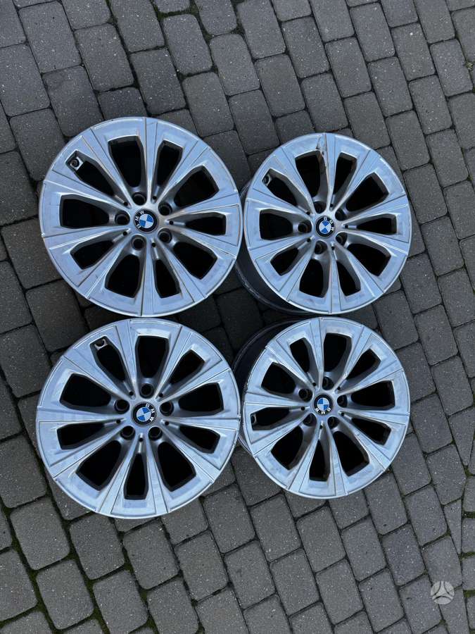 BMW 320, light alloy, R17