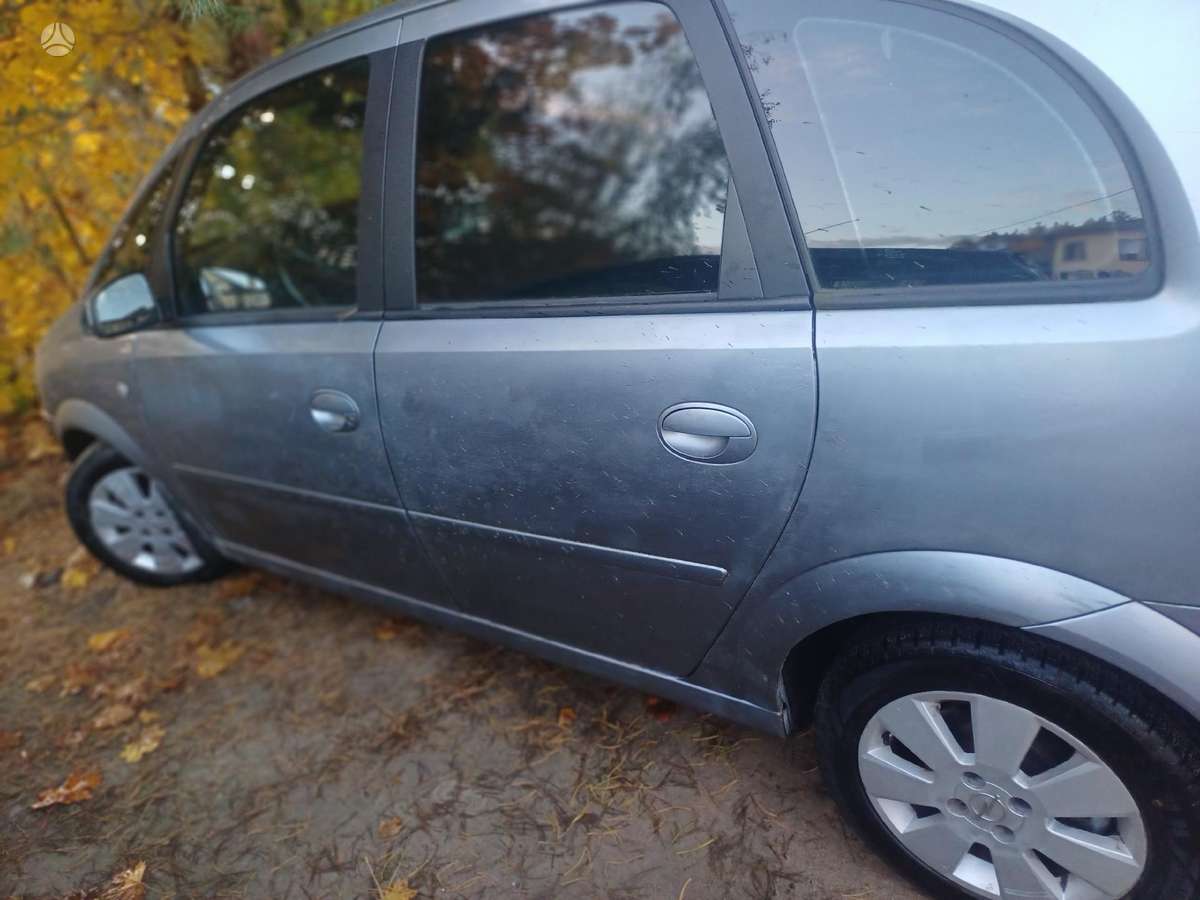 Opel Meriva Variklis dėžė ok