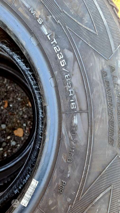 Goodyear, all-season 235/85 R16