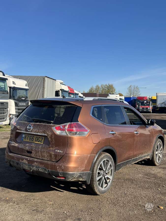 Nissan X-Trail