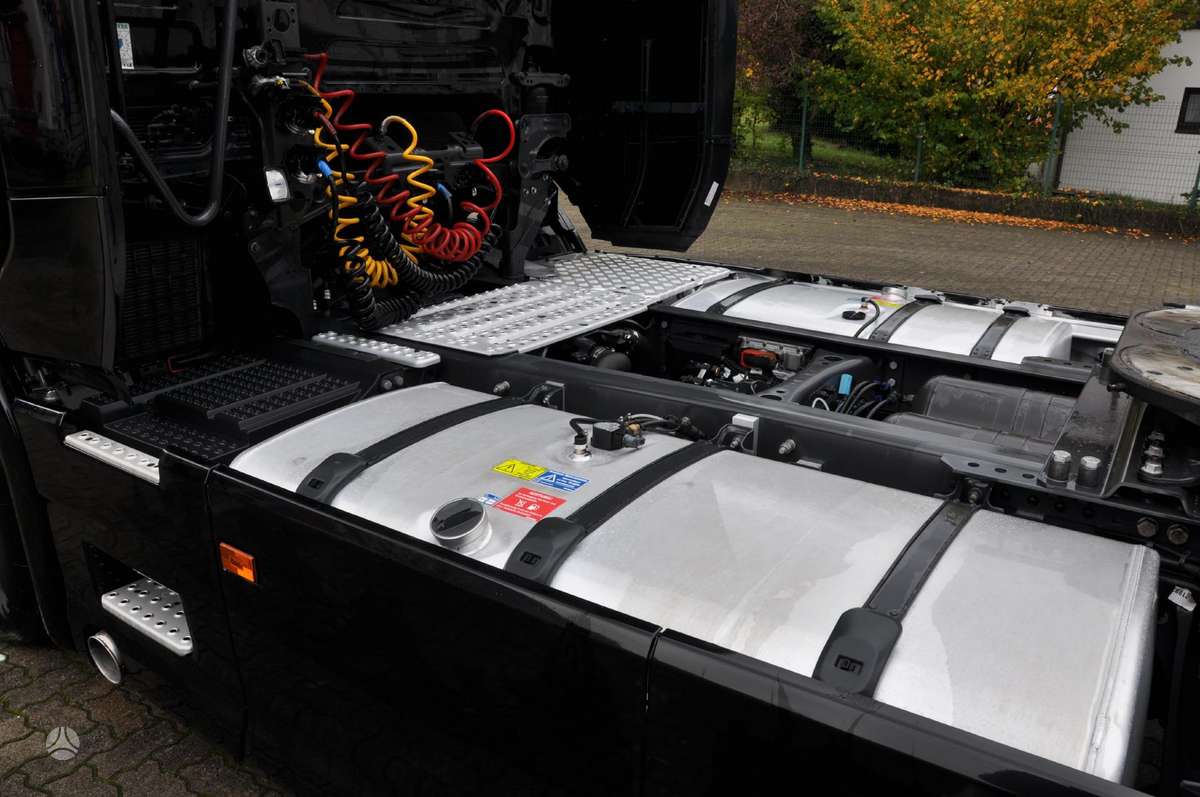 Scania R 500, 2 miegamosios vietos