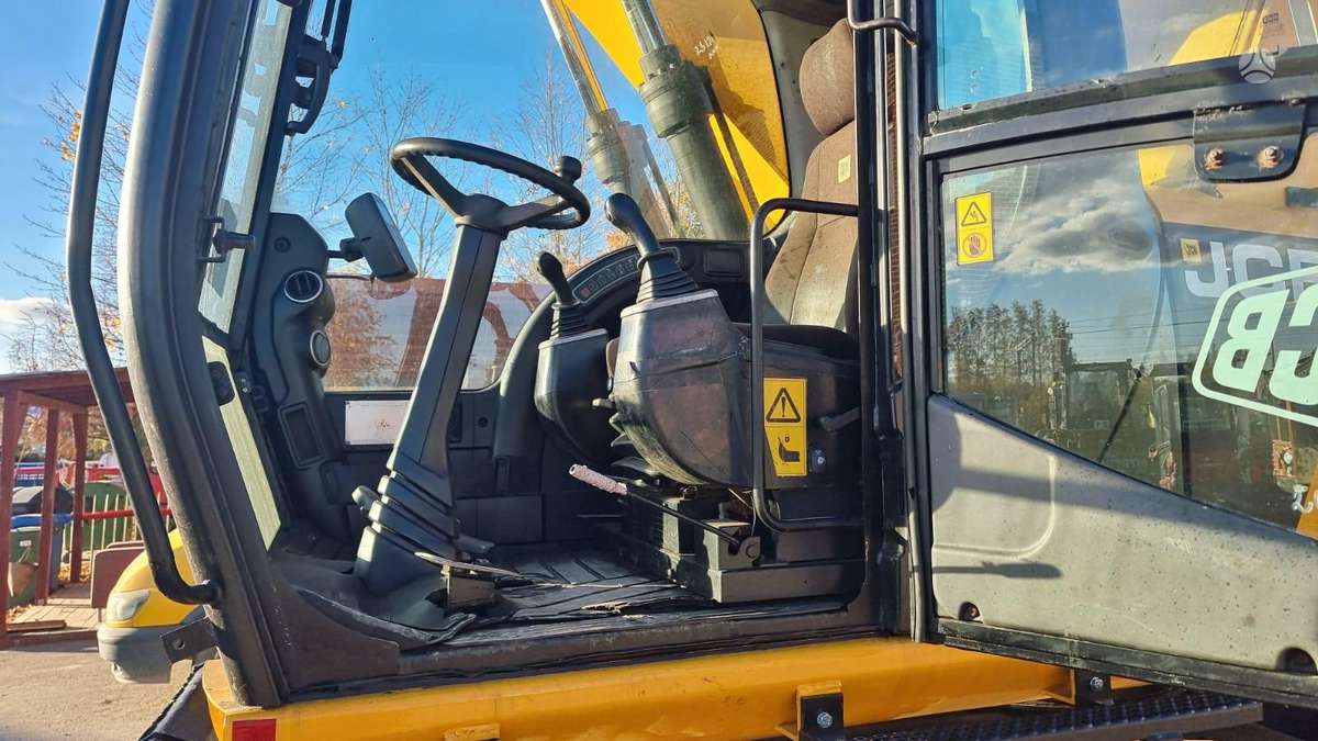 JCB JCB JS 175 W, ekskavatori