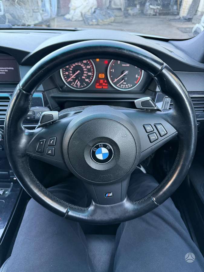 BMW 5 serija