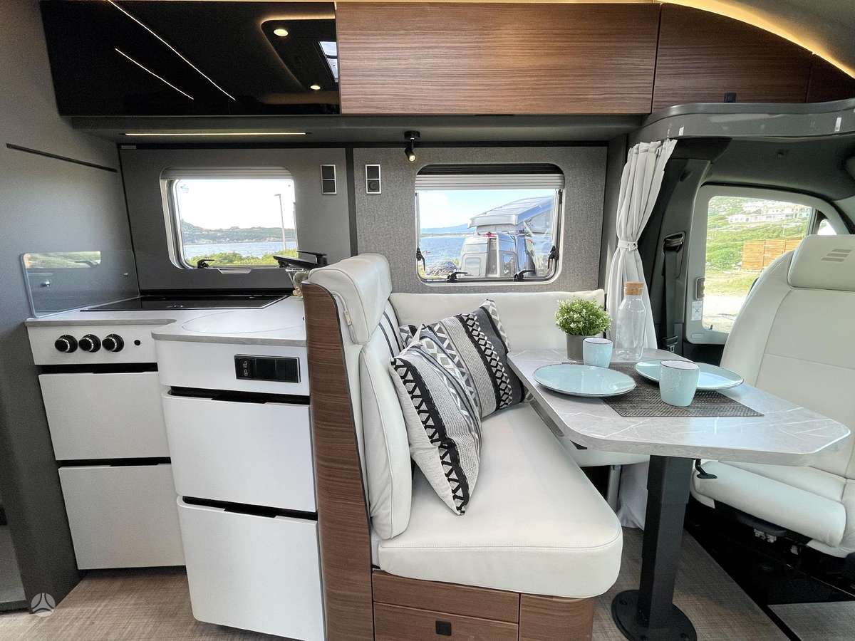 Hymer BMCT 680, campers