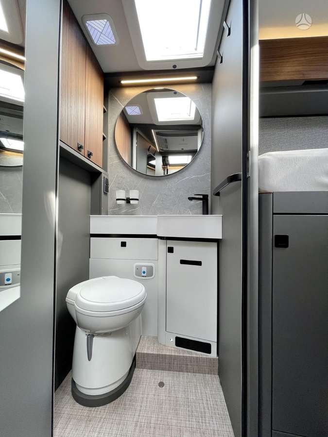 Hymer BMCT 680, campers