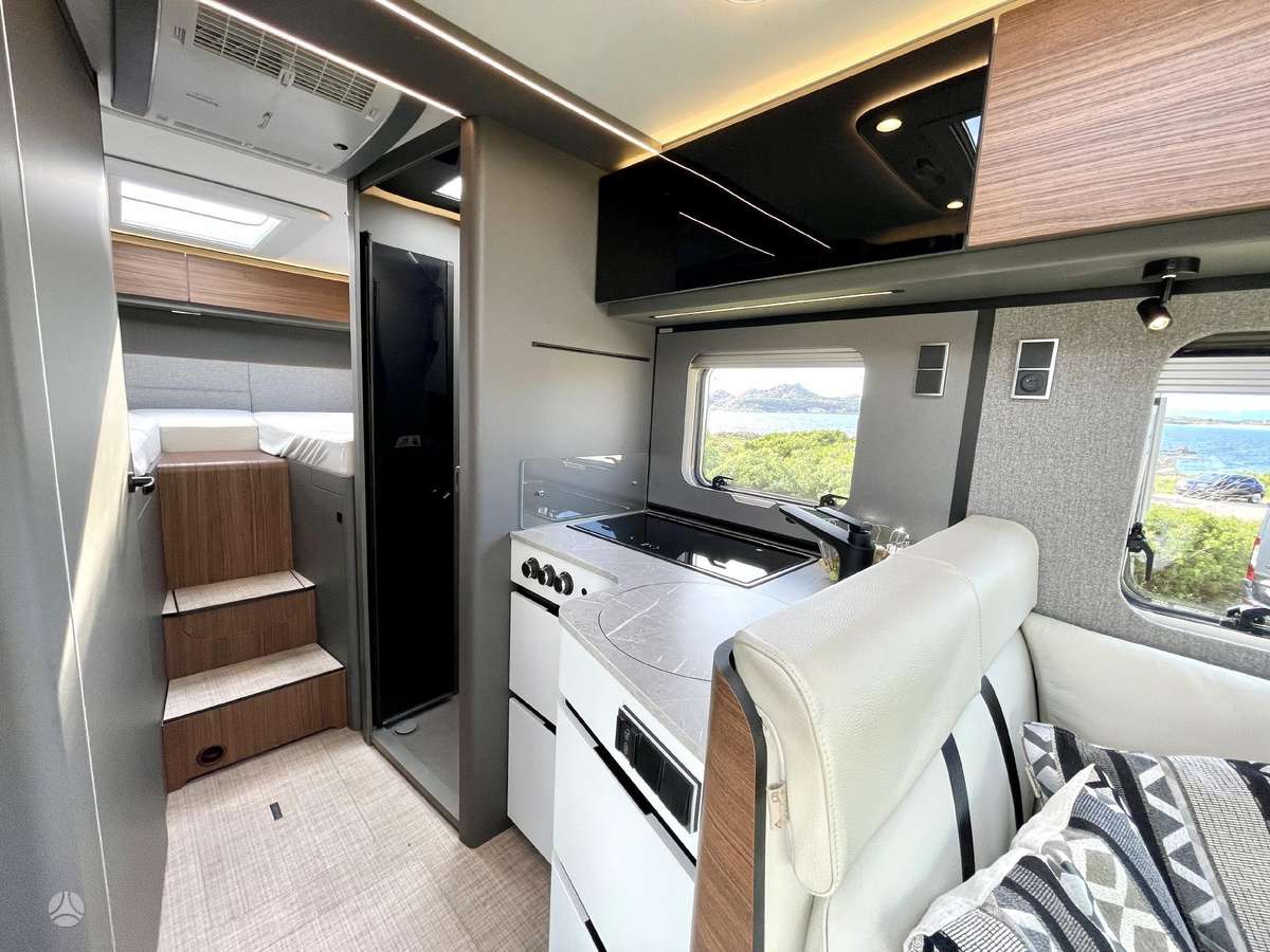 Hymer BMCT 680, campers