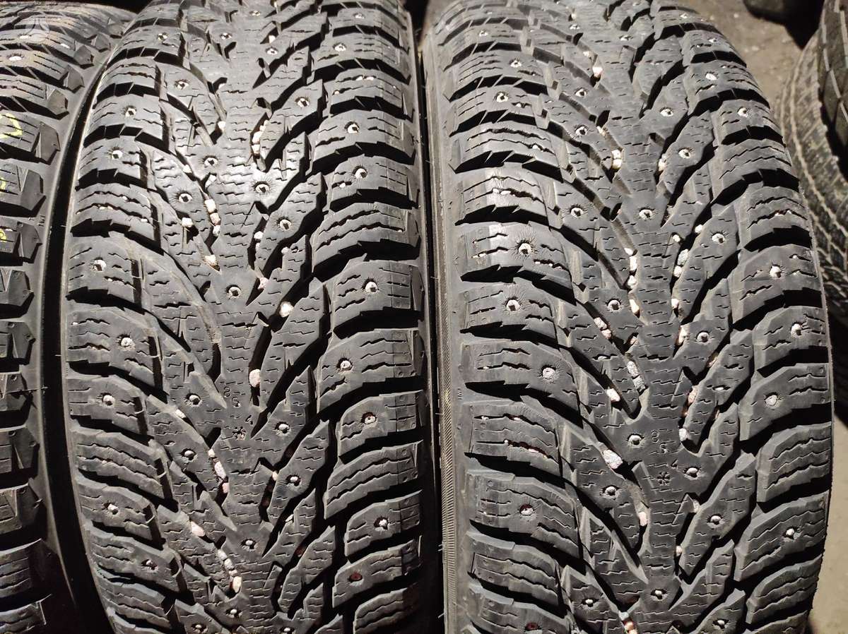 Nokian, winter 215/65 R16