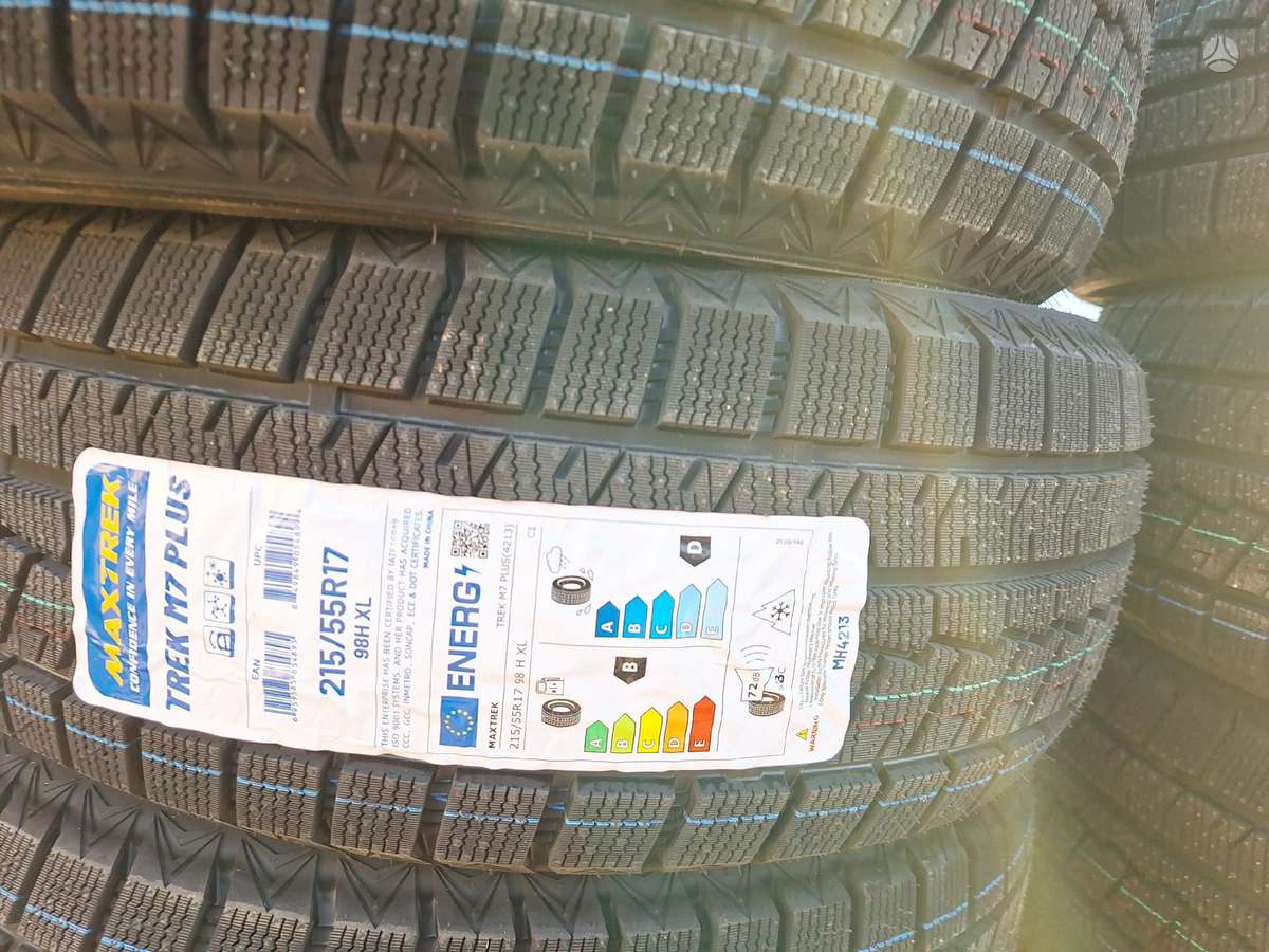 Maxtrek, winter 215/55 R17