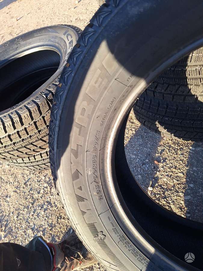 Maxtrek, winter 235/60 R18