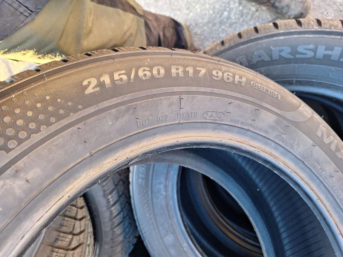Marshal, winter 215/60 R17