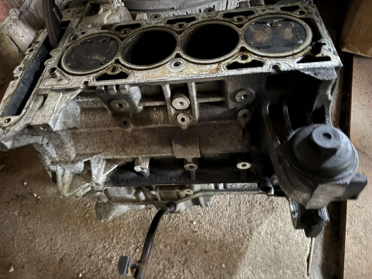 Chevrolet Captiva engine parts