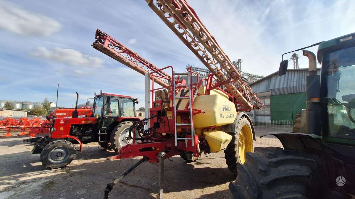 Kverneland Ikarus A 380, sprayers